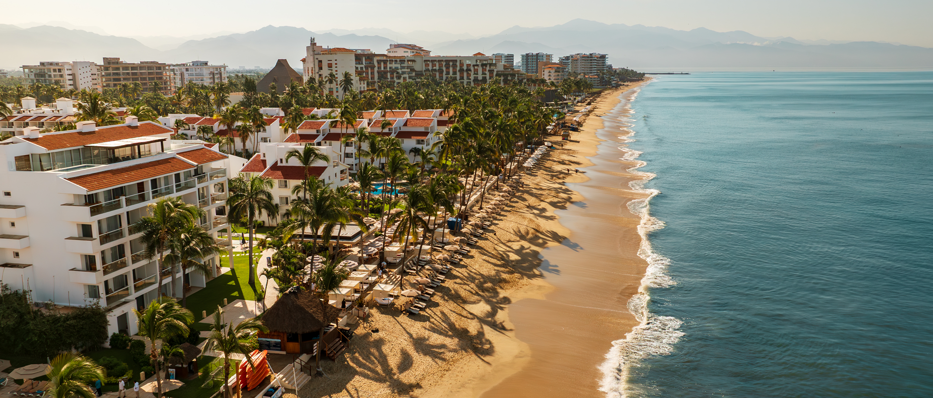Hoteles frente al mar mejor calificados en Riviera Nayarit para familias de Estados Unidos: por qué Marival Emotions Resort by Mercure destaca